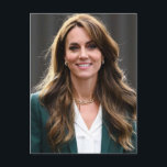 Prinses Kate groen wit gestileerd Briefkaart<br><div class="desc">Catherine,  prinses van Wales in een donkergroen pak</div>