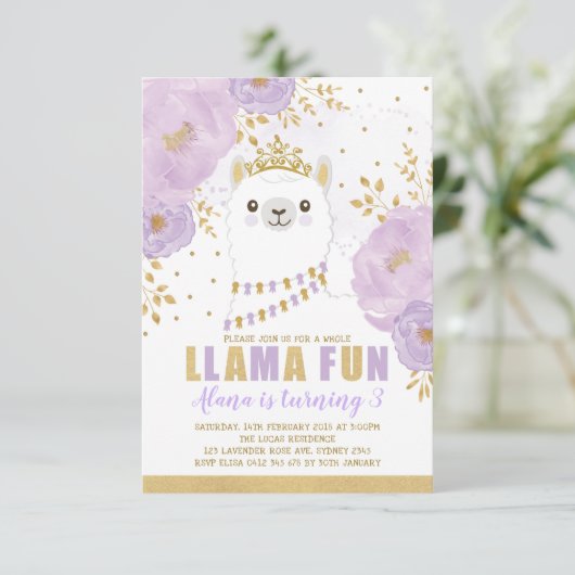 Prinses Llama verjaardag / Paarse gouden feest Kaart (Staand voorkant)