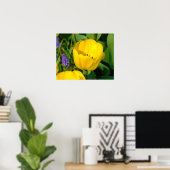 print, GELE TULPEN, PAARSE HYACINTEN, GROENE FOLIA Poster (Thuiskantoor)