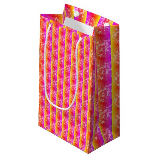 "Prism Pattern" inpakpapier Klein Cadeauzakje (Voorkant Gekanteld)