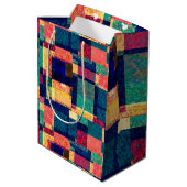 Prismatic Blocks – Modern Abstract Geometric Medium Cadeauzakje (Achterkant Gekanteld)