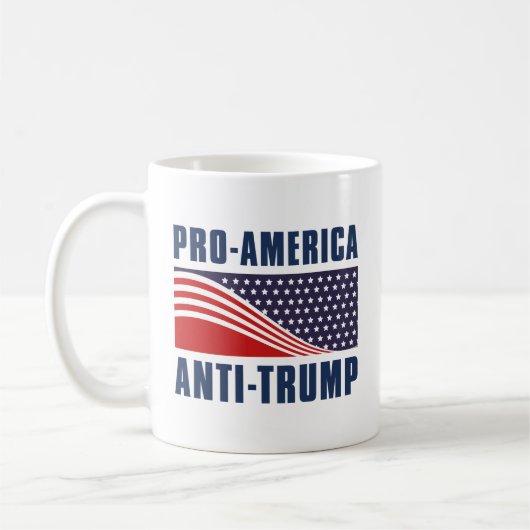 Pro-Amerikaanse antitrump Koffiemok (Links)