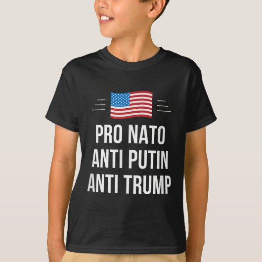 Pro-NAVO - Anti-Poetin - Anti-Trump - , Small T-shirt (Voorkant)