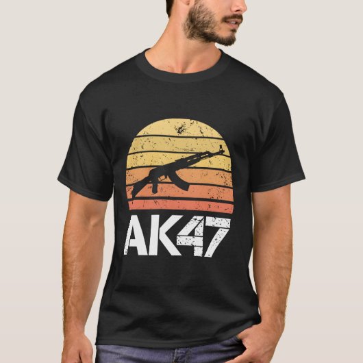 Pro Pistool 2e wijziging AK47 Rifle Retro Sunset T-shirt (Voorkant)