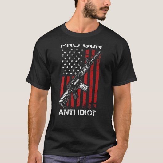 Pro Pistool Anti-Idiot AR15 Verenigde Staten Vlag T-shirt (Voorkant)