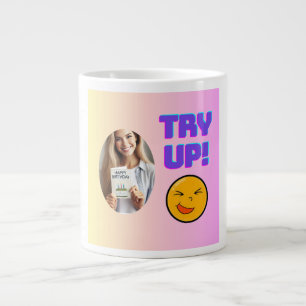 Probeer het! Leuk Emoji-ontwerp voor vakantie Chee Grote Koffiekop