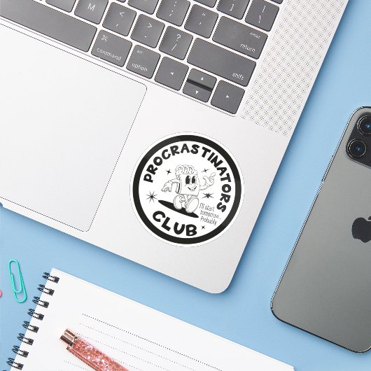 Procrastinators Club Sticker (Laptop met iPhone)