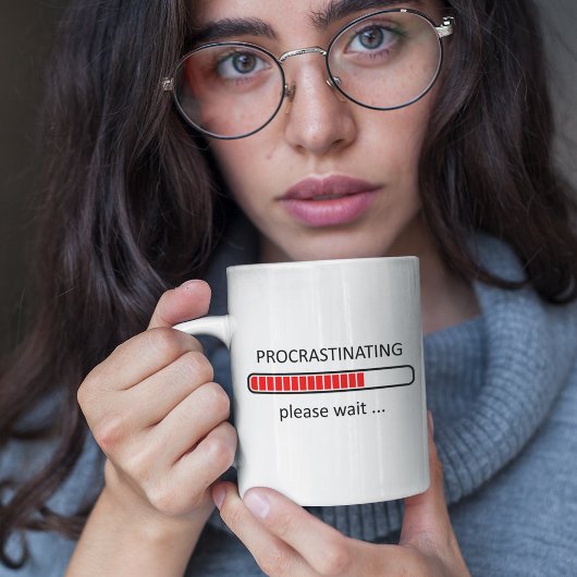 Procrastinten Een ogenblik geduld - wazige Mok op 