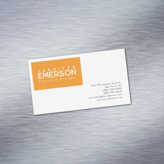 Professional minimalist modern plain orange white magnetisch visitekaartje (Voorbeeld)