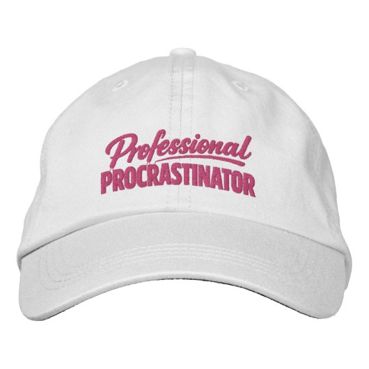 Professional Procrastinator Funny Humor Geborduurde Pet (Voorkant)