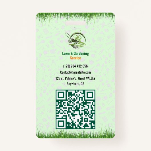 Professional White and Green Lawn Care Badge (Achterkant)