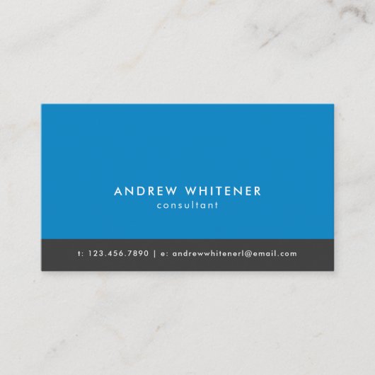 Professioneel blauw minimalistisch visitekaartje (Voorkant)