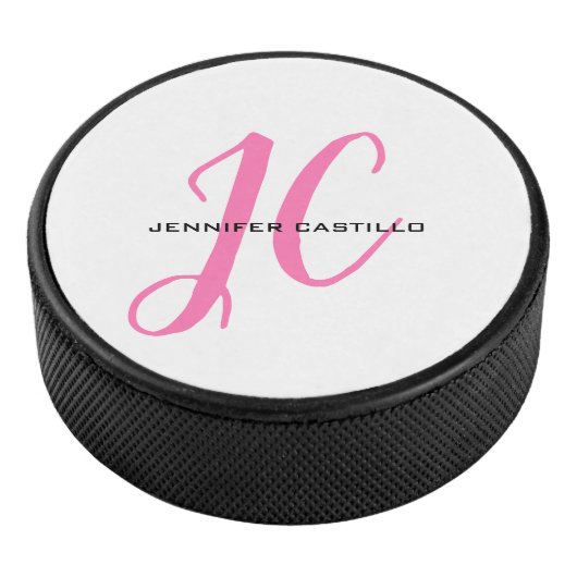 Professioneel Calligrafie Script Monogram Girly Hockey Puck (3/4)