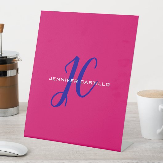 Professioneel Calligrafie Script Monogram Girly Reclamebord Met Voetstuk (Insitu)