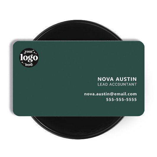 Professioneel eenvoudig groen minimalistisch ontwe visitekaartje