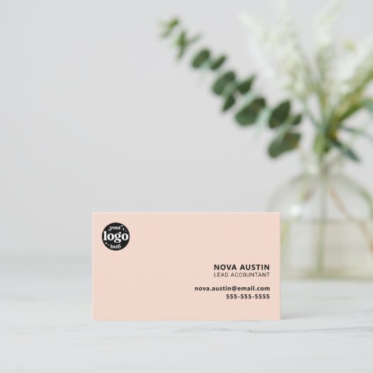 Professioneel Eenvoudig Roze Minimaal Ontwerp met  Visitekaartje (Staand voorkant)