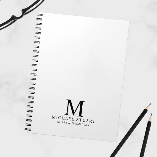 Professioneel gepersonaliseerd monogram en naam notitieboek