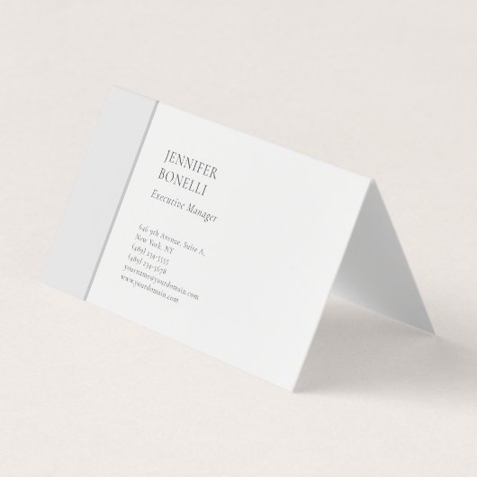 Professioneel gewoon minimalistisch modern trendy visitekaartje (Voorkant)