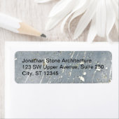 Professioneel, minimaal grijs en wit beton etiket (Insitu)