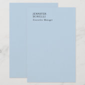 Professioneel minimalistisch modern trendy lichtbl briefpapier (Voorkant / Achterkant)
