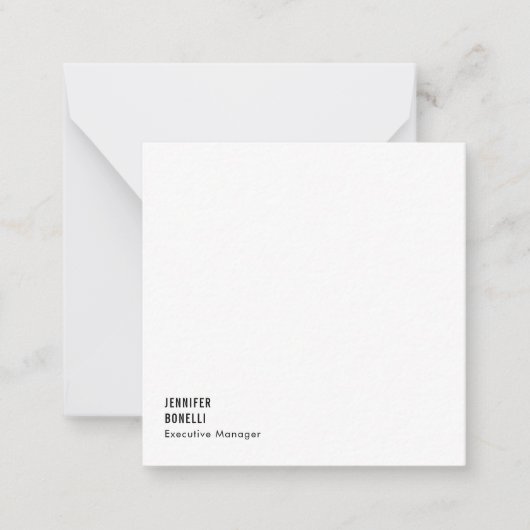 Professioneel minimalistisch modern trendy notitiekaartje (Voorkant)