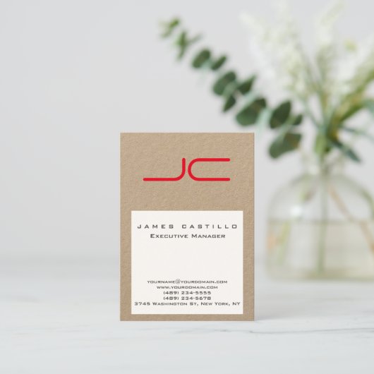 Professioneel Modern Kraftpapier-Document Wit Rood Visitekaartje (Staand voorkant)