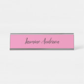 Professioneel modern minimalistisch roze bureau naambordje (Voorkant)