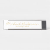 Professioneel, modern script, wit en goud bureau naambordje (Voorkant)