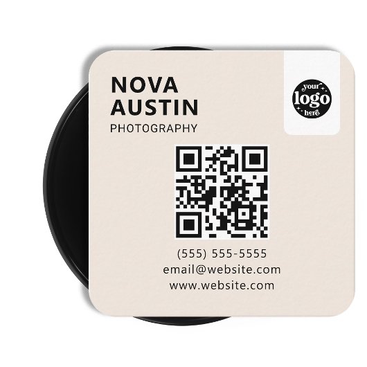 Professioneel QR-code Minimal Design met Logo Vierkante Visitekaartje