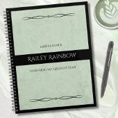 Professioneel Sagegroen Monogram Administratief Planner
