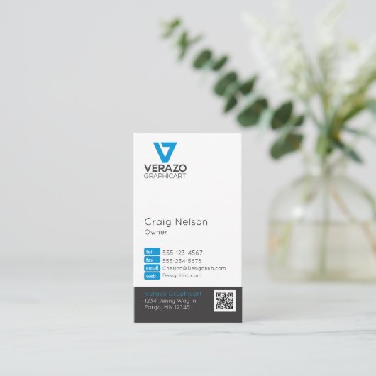 Professioneel visitekaartje grafische ontwerper (Staand voorkant)