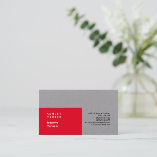 Professionele elegante effen minimalistische rood  visitekaartje (Staand voorkant)