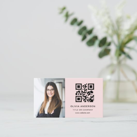 Professionele Foto Blush Roze QR Code Social Media Visitekaartje (Staand voorkant)
