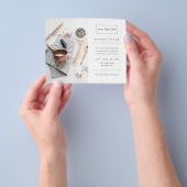 Professionele foto met minimalistische bedrijfsgeb flyer (Hand)