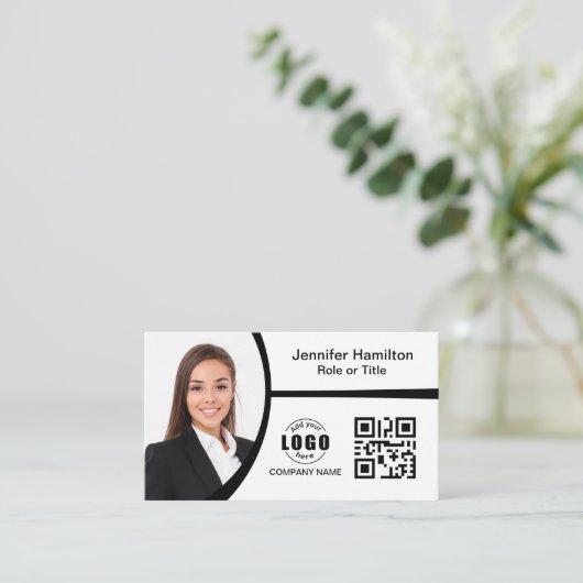 Professionele foto van zwart-wit Logo QR-code Visitekaartje (Staand voorkant)