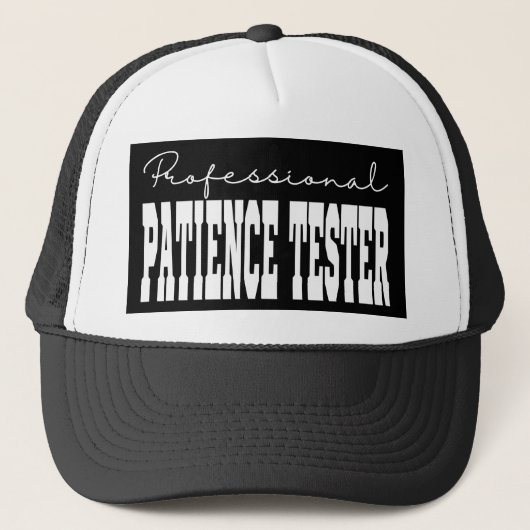 Professionele geduld tester witte typografie trucker pet (Voorkant)