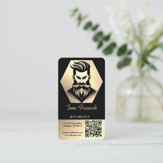 Professionele kapperszaak zwart & goud en loyalite visitekaartje (Staand voorkant)