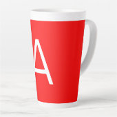 Professionele letter van het rode monogram initiaa latte mok (Rechterhoek)