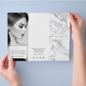 Professionele Luxe White Marble Tri-Fold Brochure (Hand)