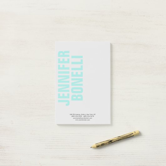 Professionele minimalistische moderne gewaagde bla post-it® notes (Op bureau)