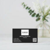 Professionele Moderne Zwart Voeg Logo en QR-code t Visitekaartje (Staand voorkant)