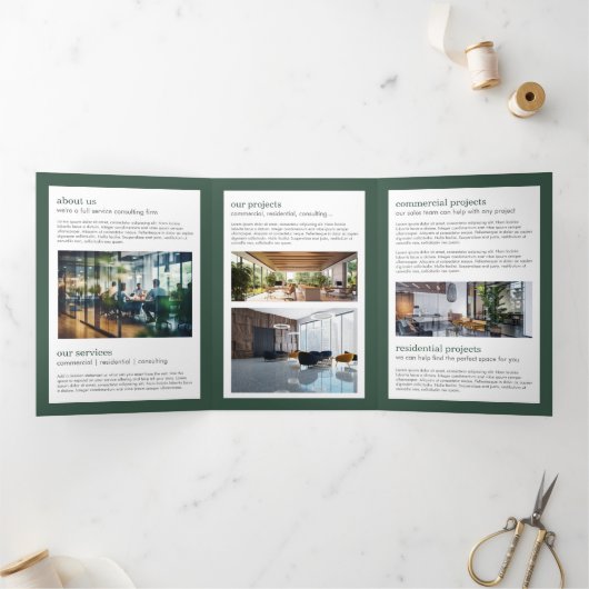 Professionele Monogram Groene Brochure Drieluik Kaart (Binnen)