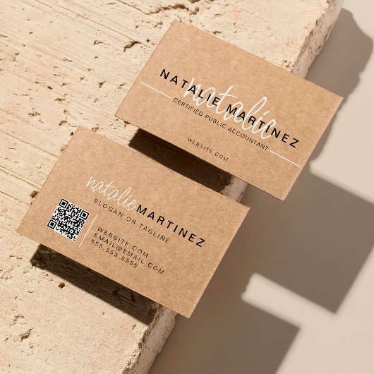 Professionele QR Code Elegant Trendy Script Kraft Visitekaartje
