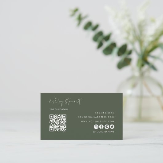 Professionele QR Code Logo Modern Forest Green Visitekaartje (Staand voorkant)