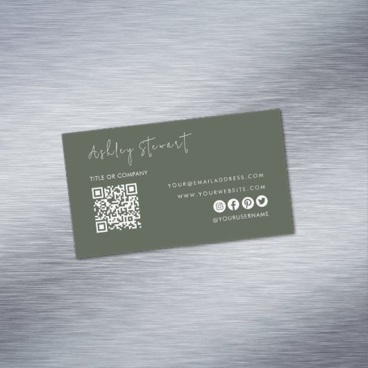 Professionele Qr-code Modern Minimal Green Magnetisch Visitekaartje (Voorbeeld)