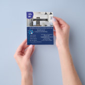 Professionele Schoonmaakdienst | Aangepaste Zakeli Flyer (Hand)