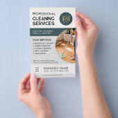 Professionele schoonmaakdiensten flyer (Hand)