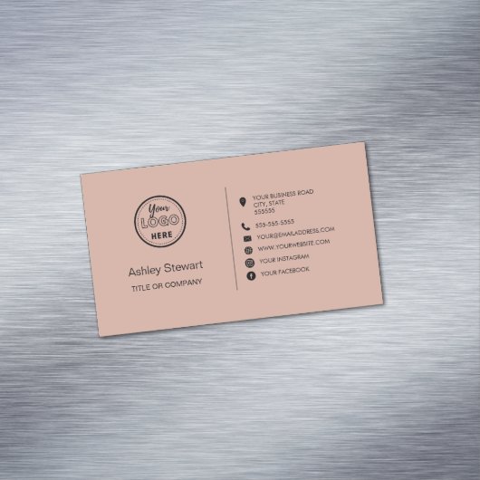 Professionele sociale media Logo Modern Blush Pink Magnetisch Visitekaartje (Voorbeeld)
