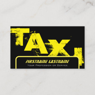 Professionele taxichauffeur in gele taxi visitekaartje