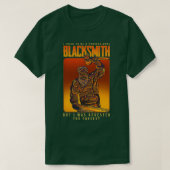 Professionele vuursmeedmachine Knife Blacksmith T T-shirt (Design voorkant)